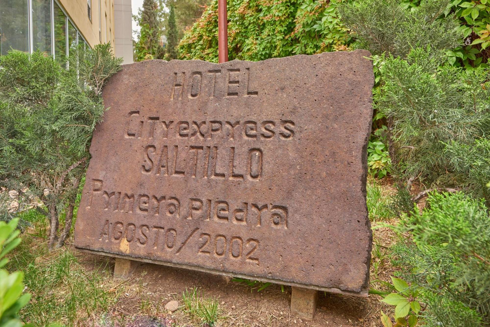 City Express By Marriott Saltillo Norte Экстерьер фото