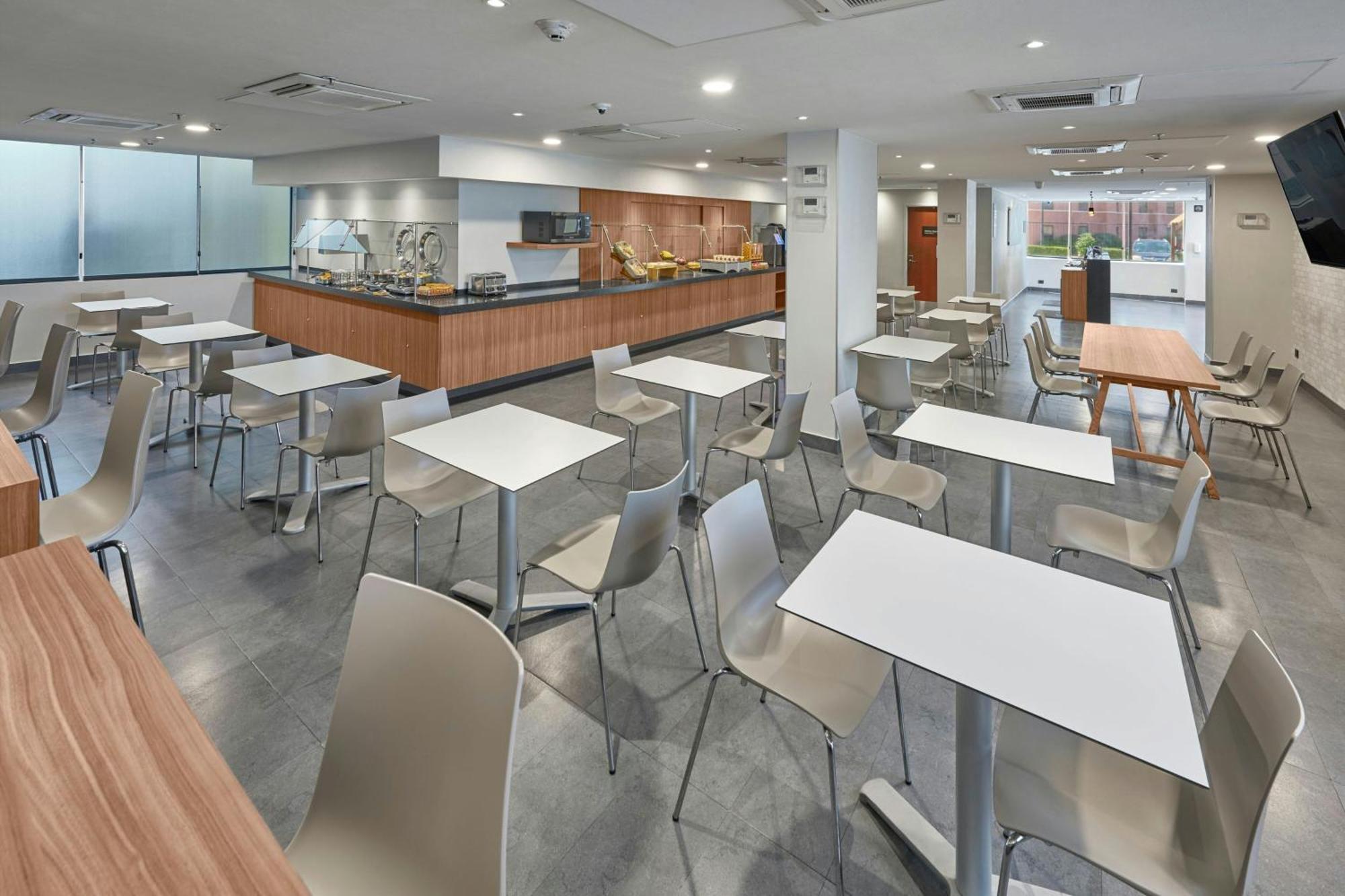 City Express By Marriott Saltillo Norte Экстерьер фото