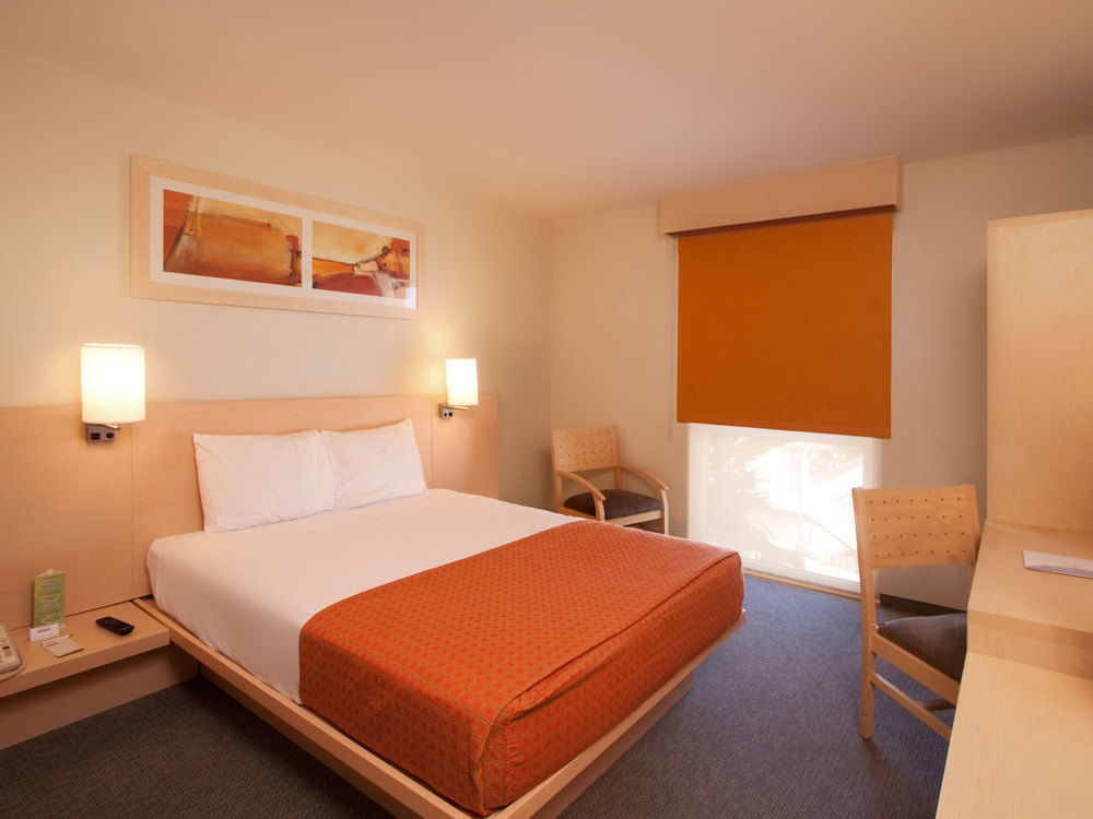 City Express By Marriott Saltillo Norte Экстерьер фото